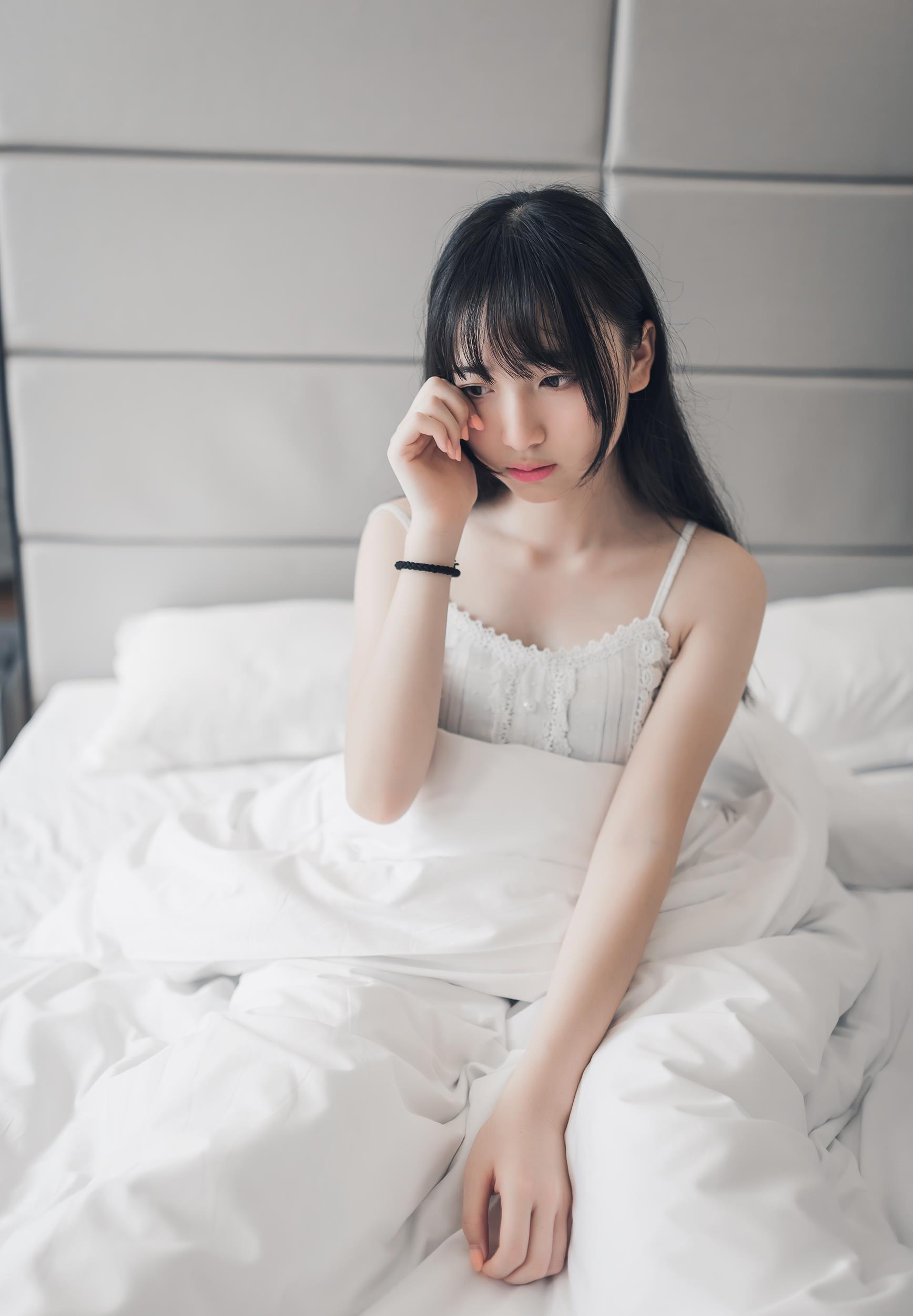 今日小姐姐壁纸 002