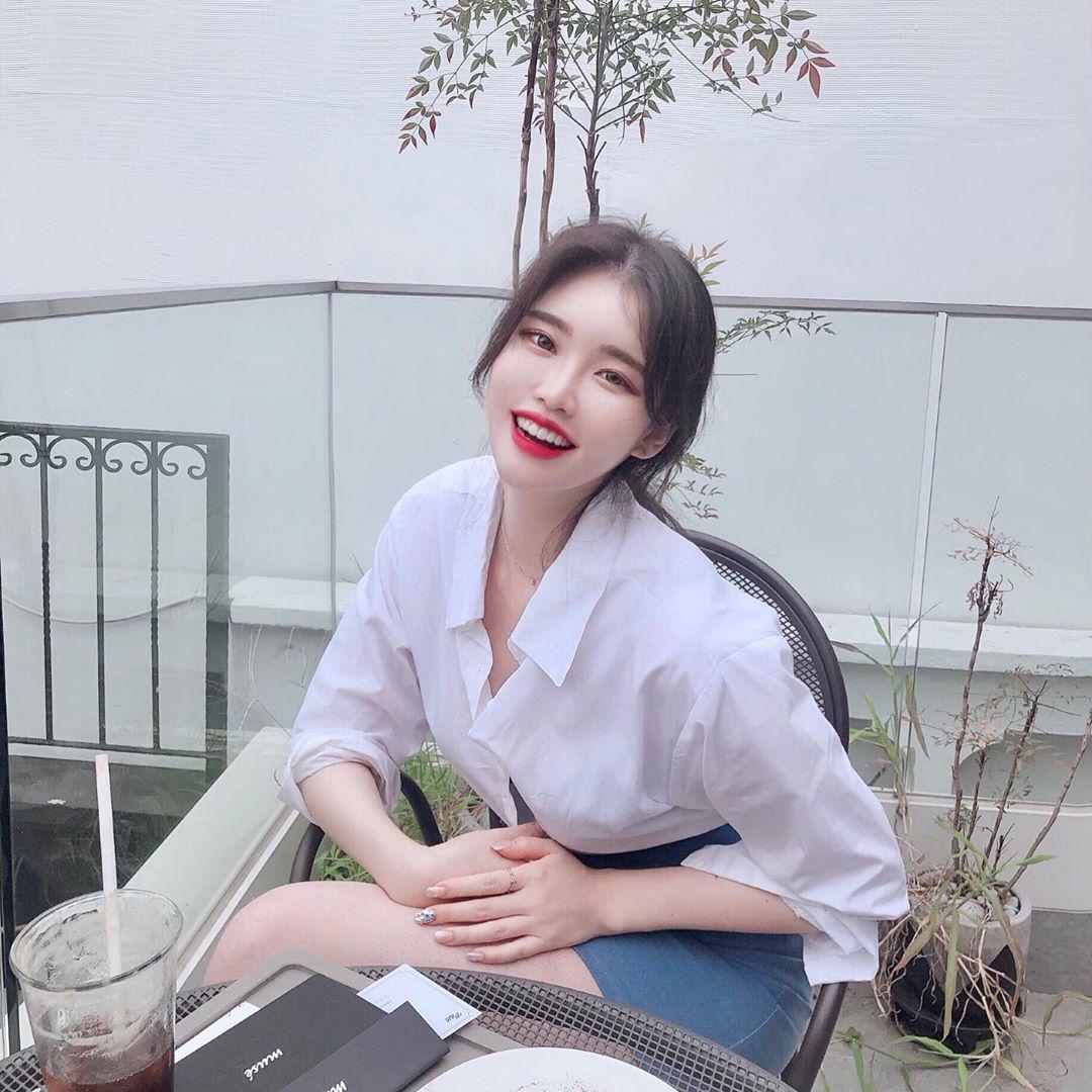 今日小姐姐壁纸 006