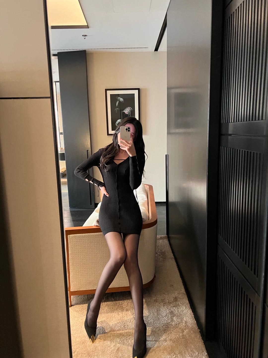 今日黑丝壁纸 001