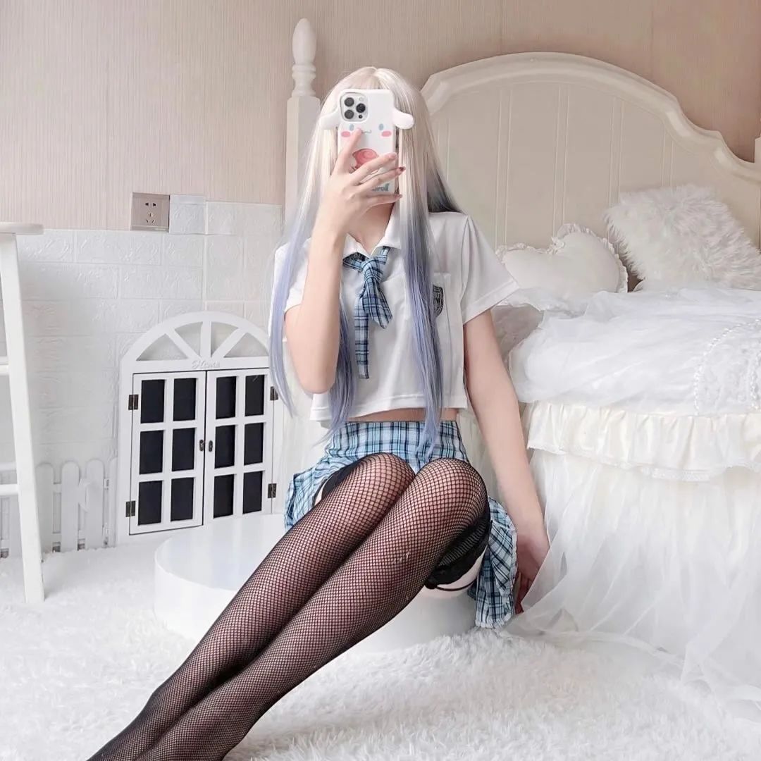 今日黑丝壁纸 003