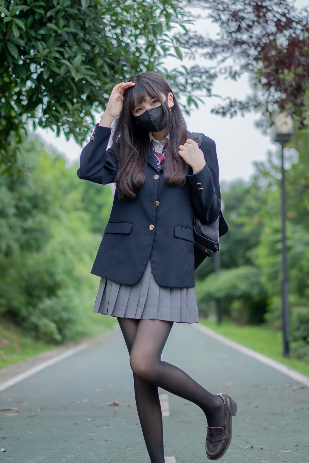 今日黑丝壁纸 006