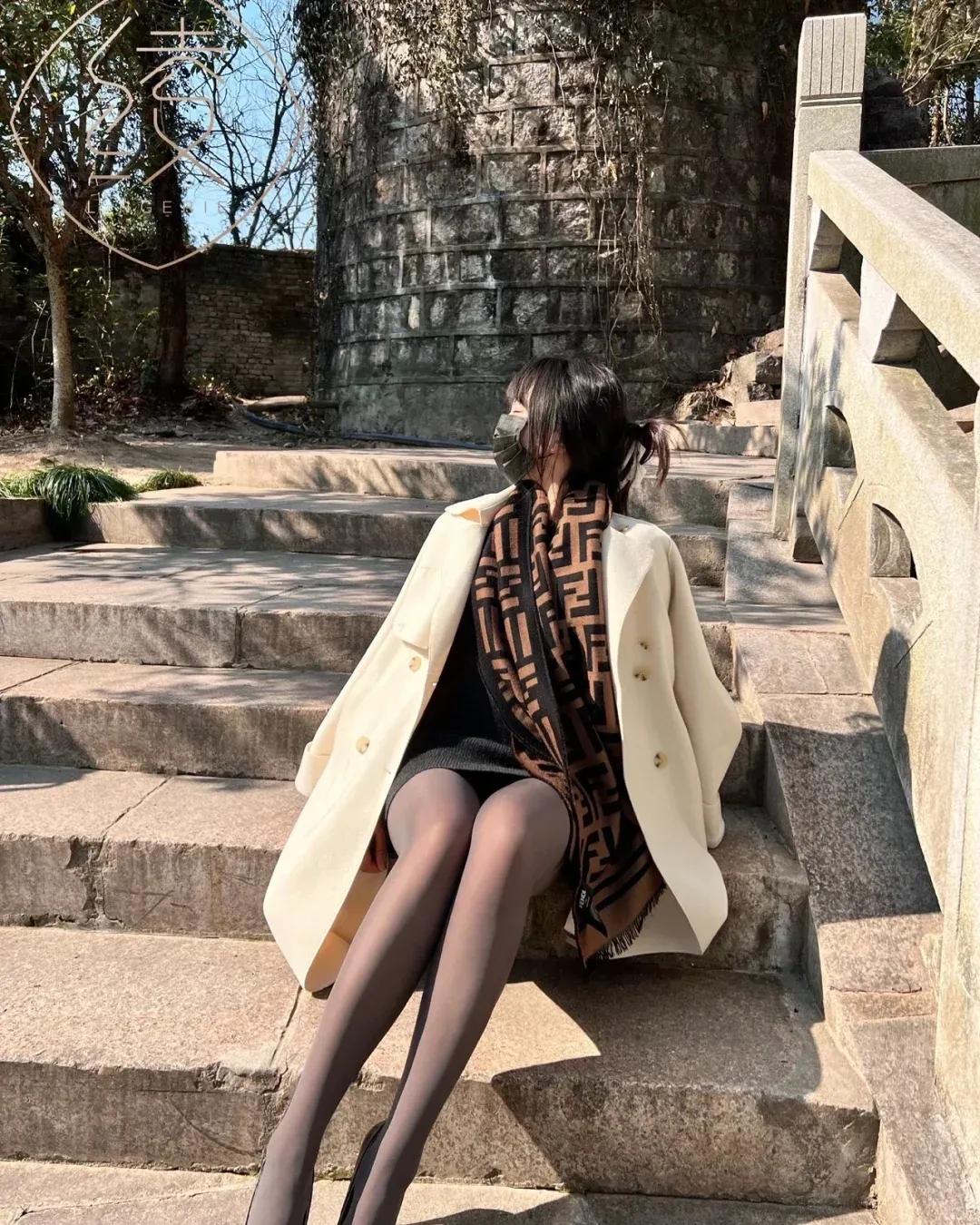 今日黑丝壁纸 007