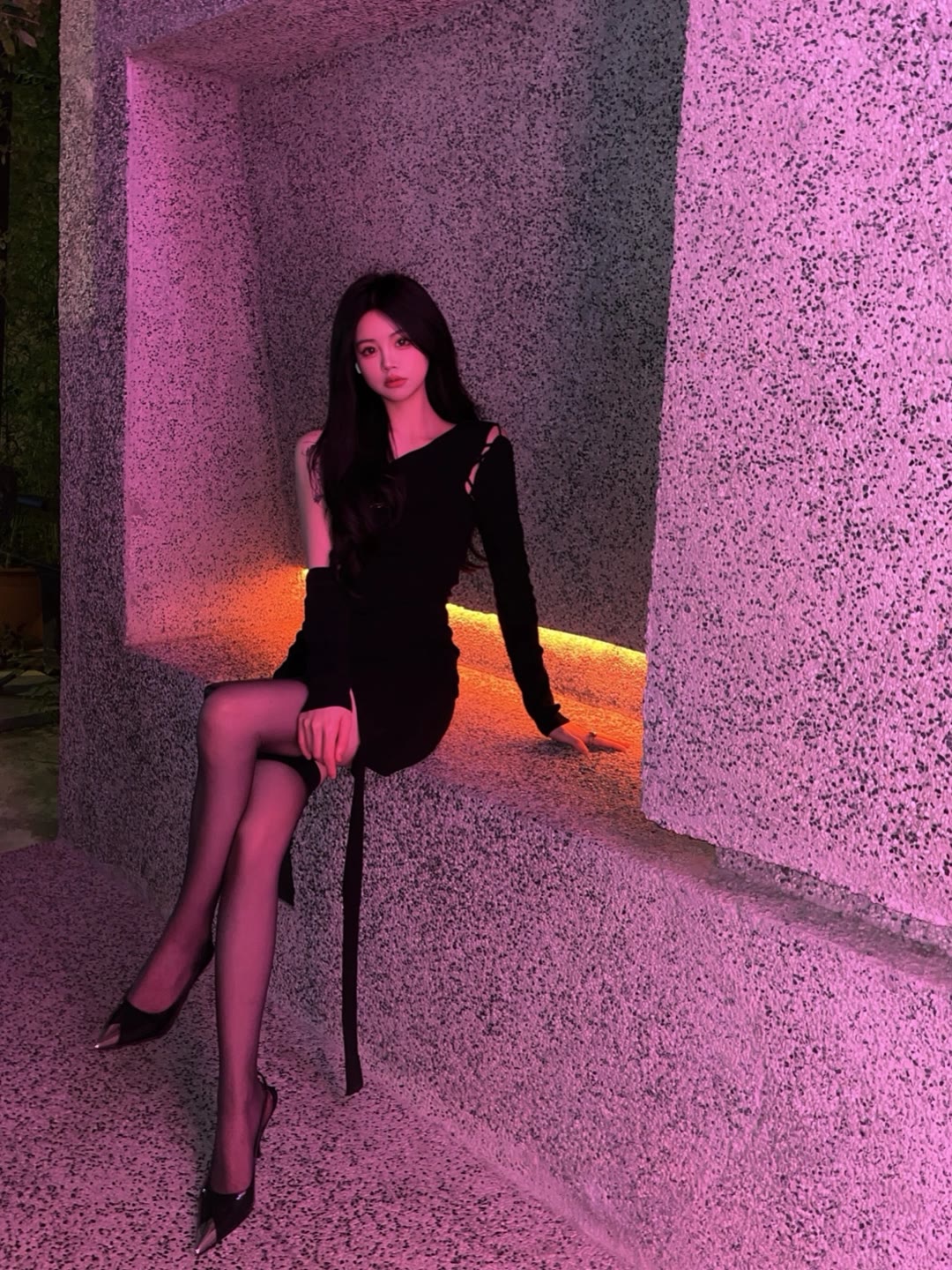 今日黑丝壁纸 007