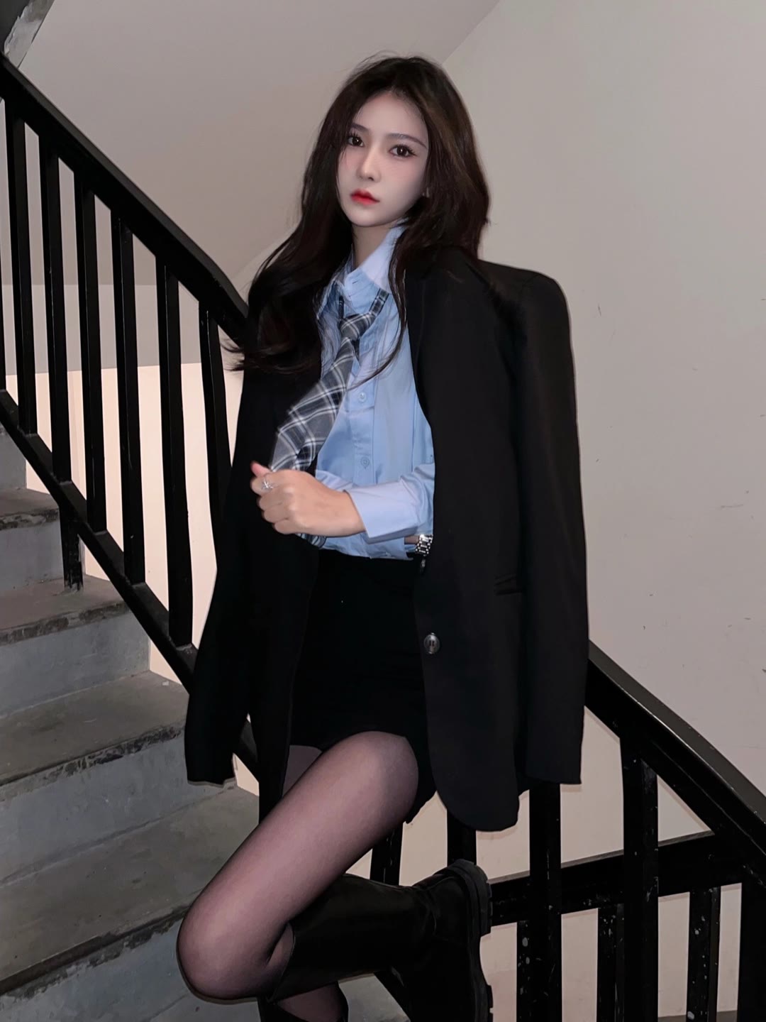 今日黑丝壁纸 009