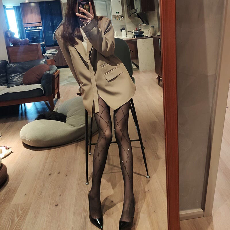 今日黑丝壁纸 017