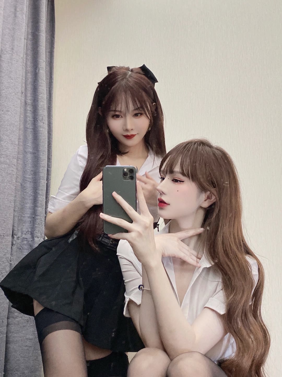 今日黑丝壁纸 020